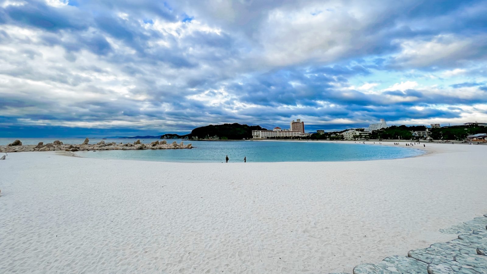 白良浜の美しい海