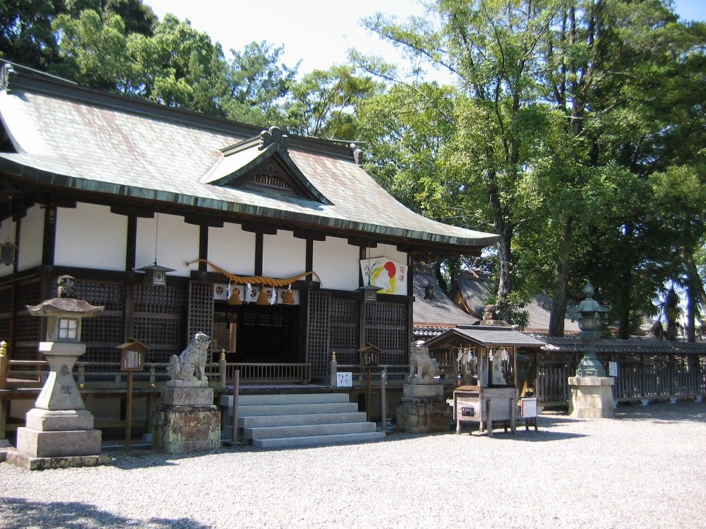 闘鶏神社