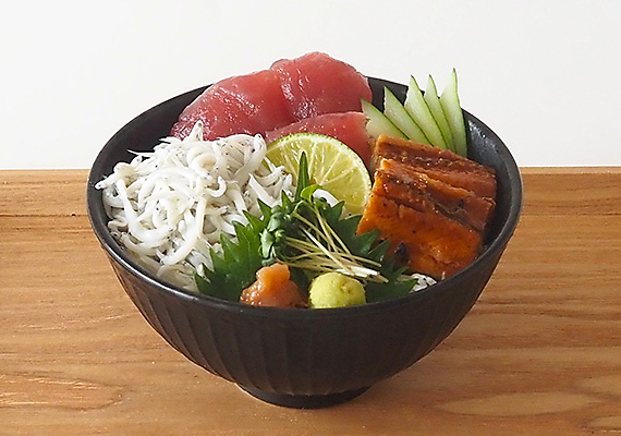 白浜めぐり丼画像